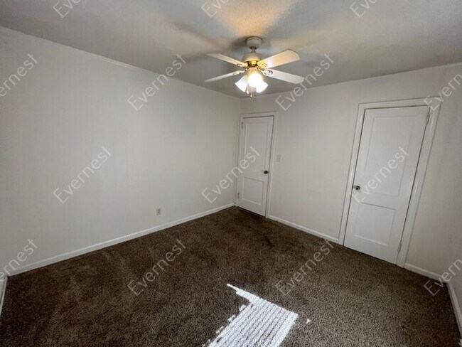 Building Photo - 7930 7th Ct S