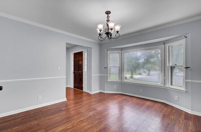 Building Photo - 8000 Eberly Ave