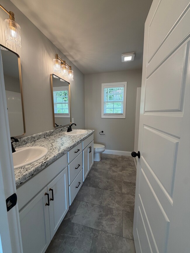 Building Photo - 2632 Parkers Mdw Ln