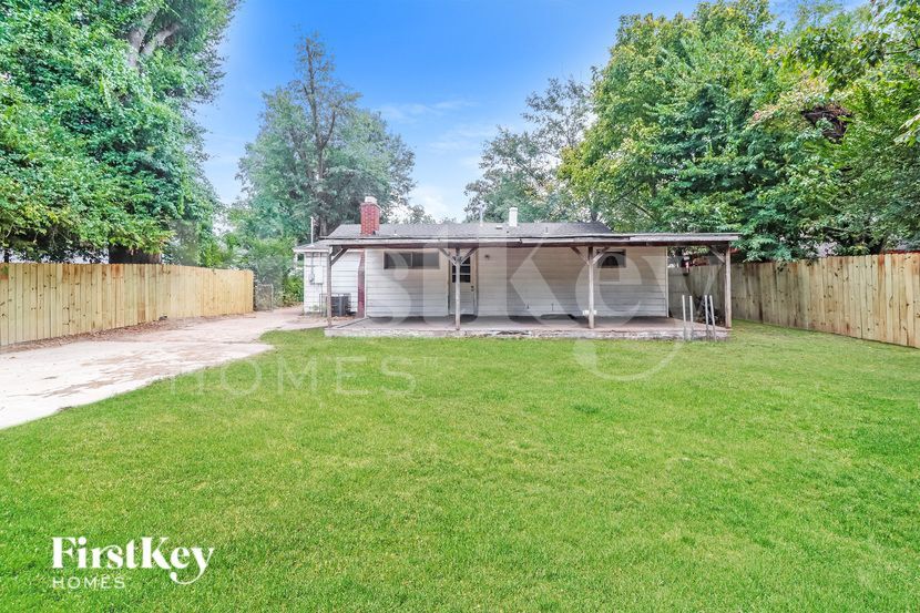 Building Photo - 1769 Sugarloaf St