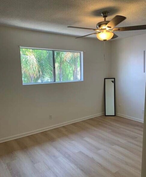 Building Photo - 926 S Ford Blvd