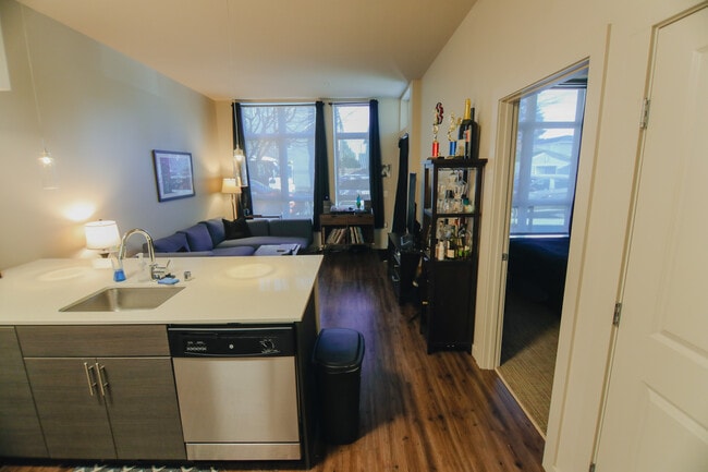 Building Photo - 9716 Holman Rd NW