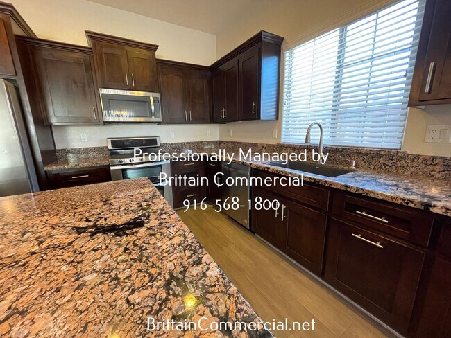 Building Photo - Now Leasing!! Gorgeous 3bd/2ba Single Story Home In Rocklin!