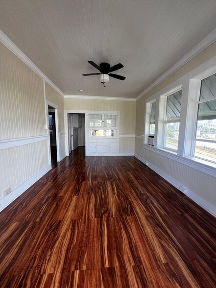 Front Door - 222 A Iolani Ave