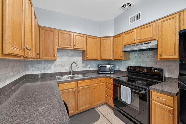 Building Photo - 3015 Tampico Dr