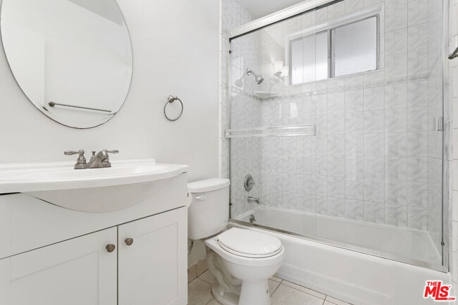 Building Photo - 11947 Kiowa Ave