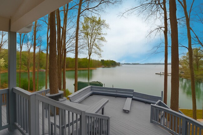 Building Photo - 152 Barksdale Ln