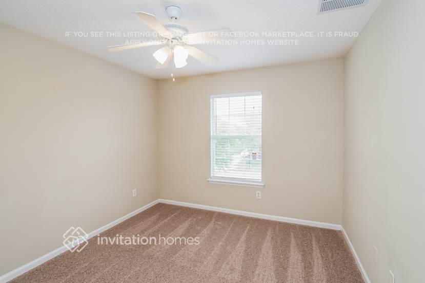 Building Photo - 2854 Pebblewood Ln