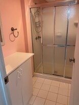 Building Photo - 45 Gildare Dr