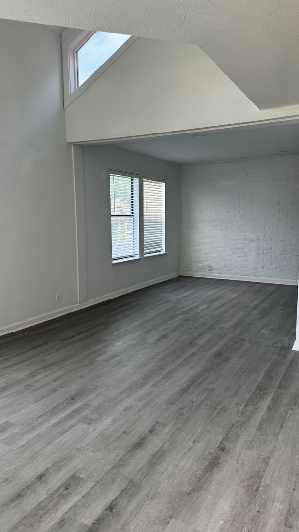 7900 Brookriver Drive, Dallas, Texas 75247 - 7900 Brookriver Dr Dallas