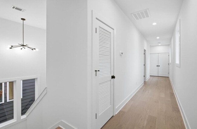 Building Photo - 5618 Obrien Ave