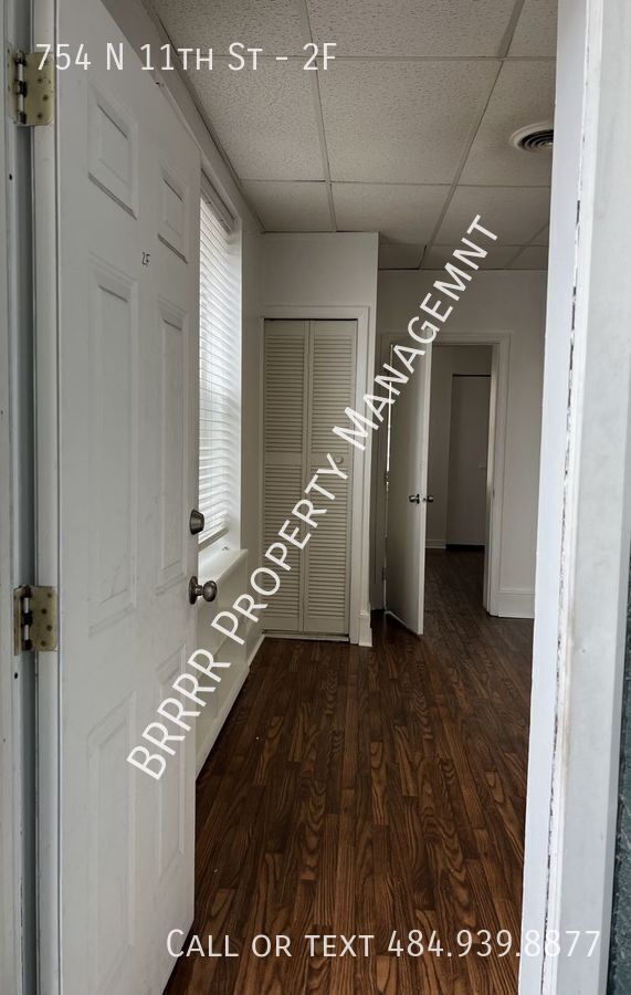 Building Photo - 754 N 11th St