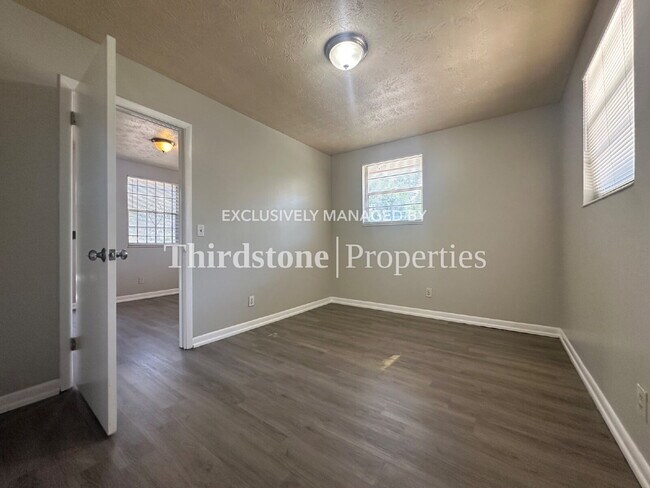Building Photo - 7334 Linda Dr