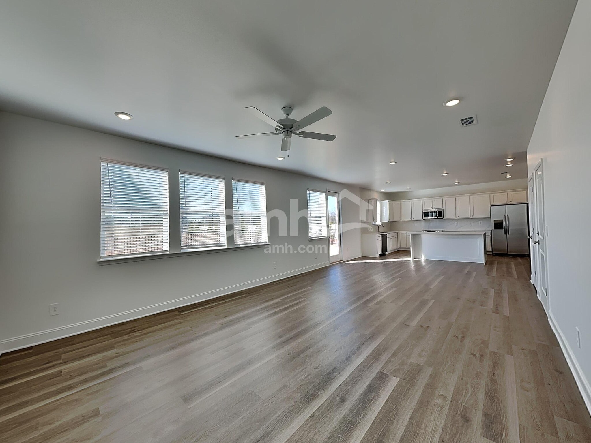 Building Photo - 100 Punderson Dr