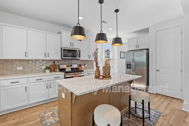 Building Photo - 1223 Homecoming Blvd