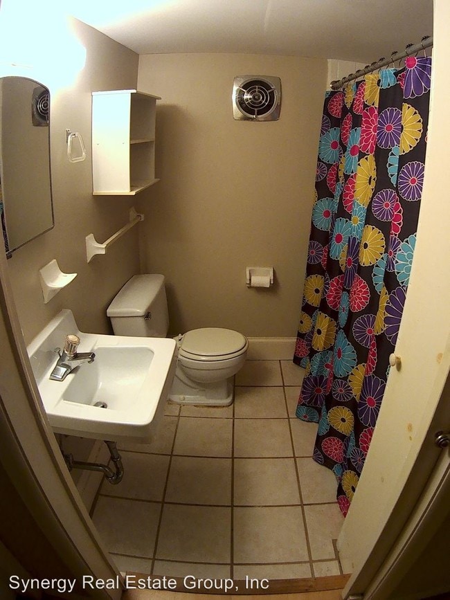 Building Photo - 3 br, 2 bath Apartment - 2819 White Oak