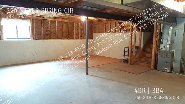 Building Photo - 350 Silver Spring Cir