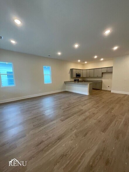 Building Photo - 212 McBrien Rd