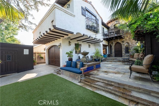 Building Photo - 1481 Santa Cruz St