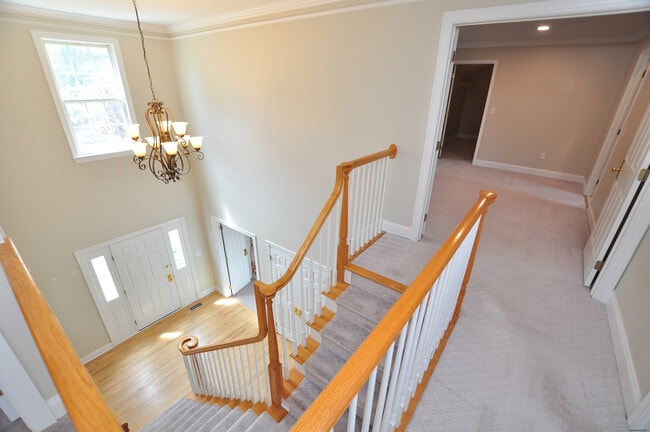 Building Photo - 34 Auburn Knoll