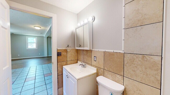 Building Photo - 7023 Clark Ave