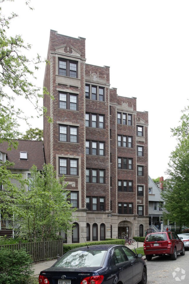 Primary Photo - Ivy Kenwood