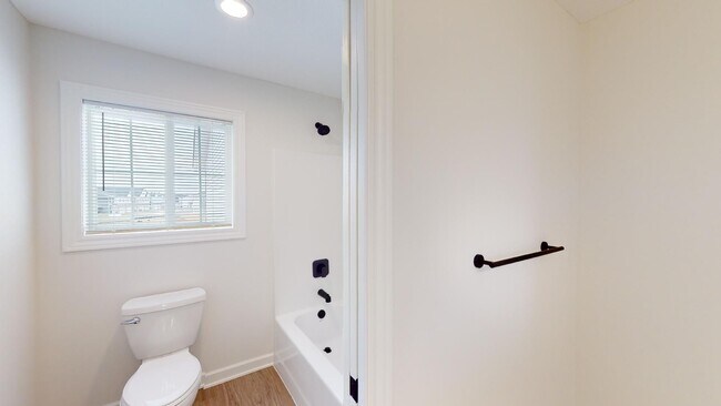Building Photo - 3 Bedroom End Unit