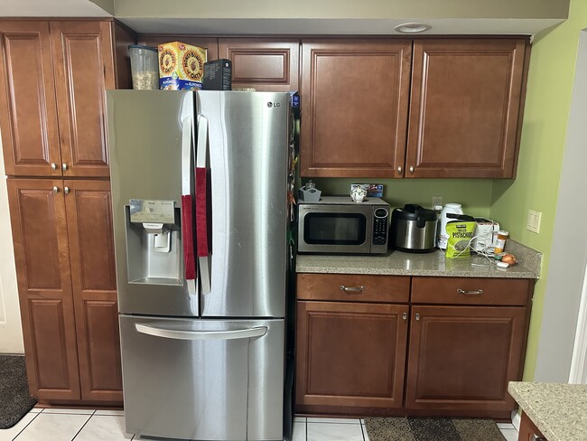 Kitchen pic4 - 62 Brittany Cir