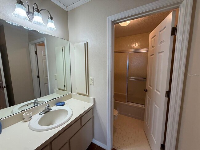 Building Photo - 1477 Park Beach Cir