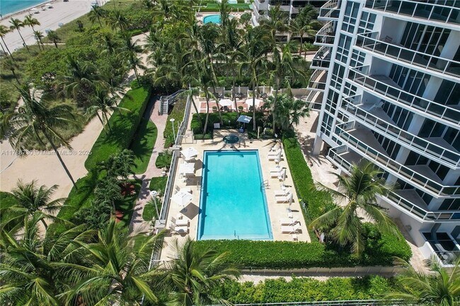 Building Photo - 10225 Collins Ave
