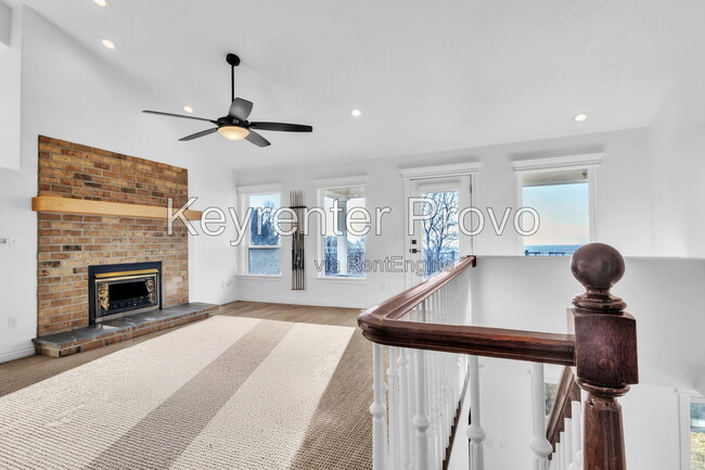 Building Photo - 1559 Oak Cliff Dr