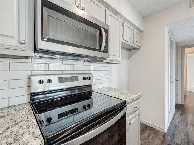 Building Photo - 11450 Audelia Rd