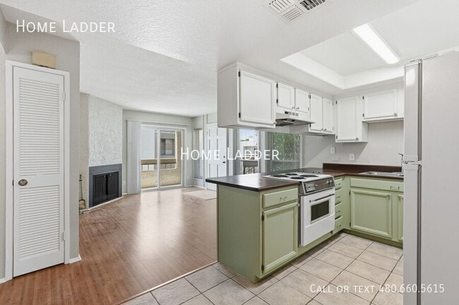 Building Photo - 3002 N 70th St