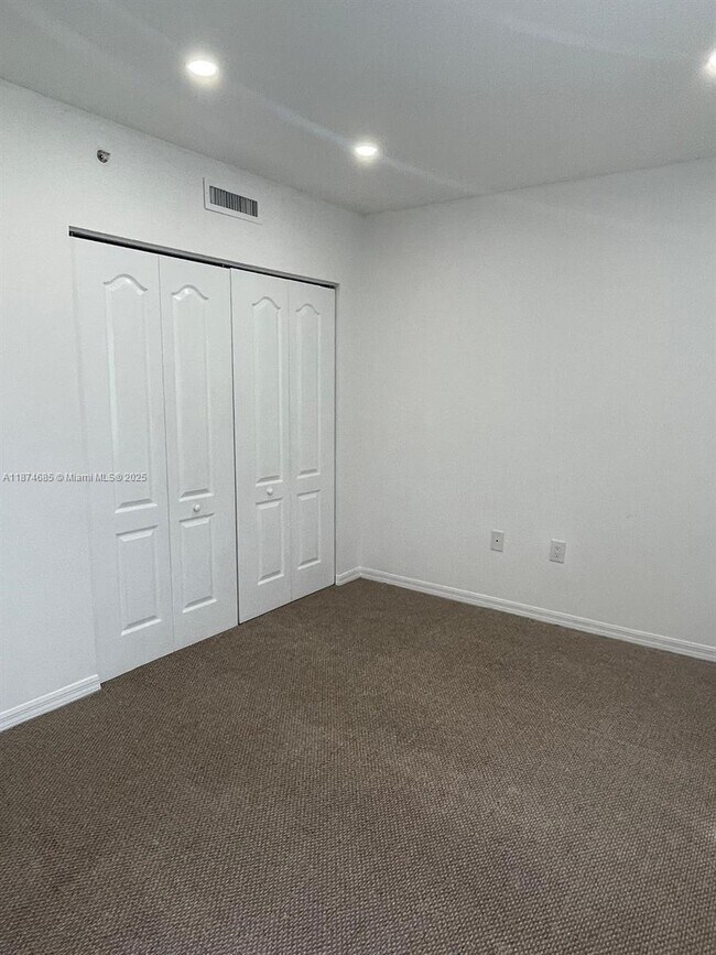 Building Photo - 12605 SW 91st St