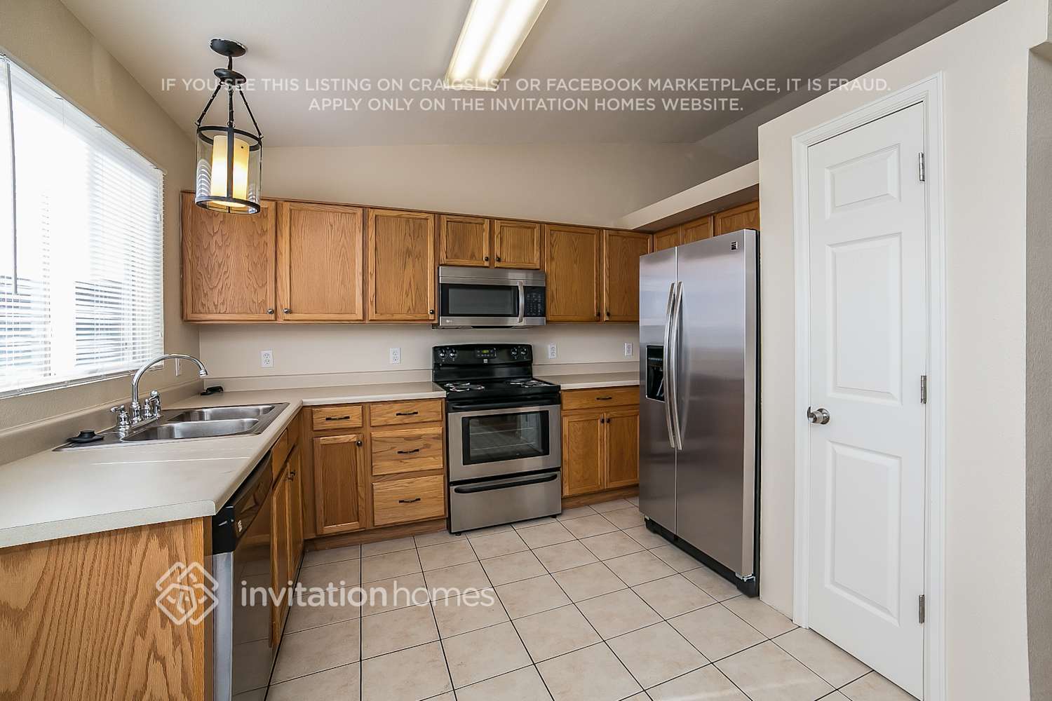 Building Photo - 6139 Miramont St