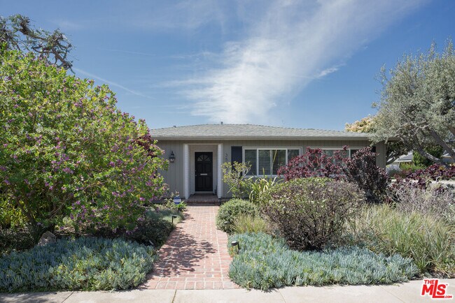 Primary Photo - 3555 Wasatch Ave
