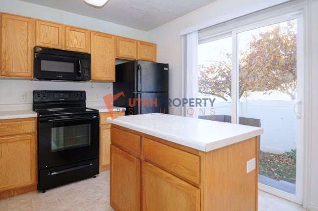 Building Photo - 14657 Culross Ln