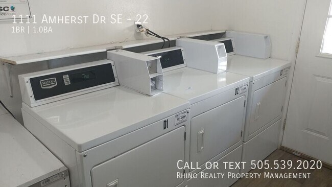 Building Photo - 1111 Amherst Dr SE