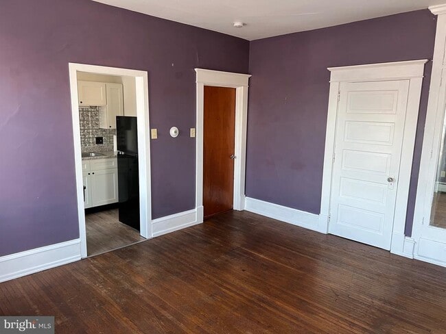 Building Photo - 221 S Reading Ave