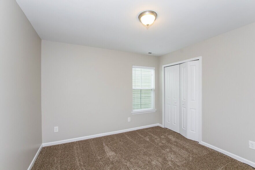 Building Photo - 4855 Belmar Pl Rd
