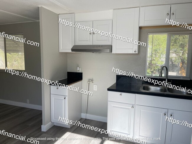 Building Photo - Nice Home For Rent