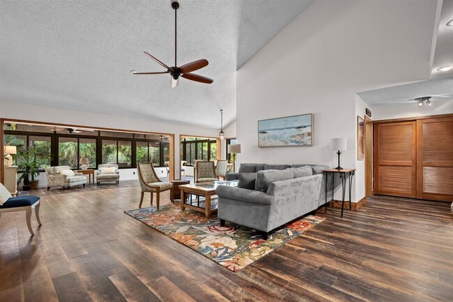 Building Photo - 109 Seashore Dr