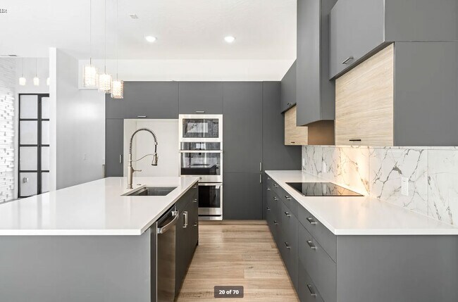 Building Photo - 2548 E 1480 S