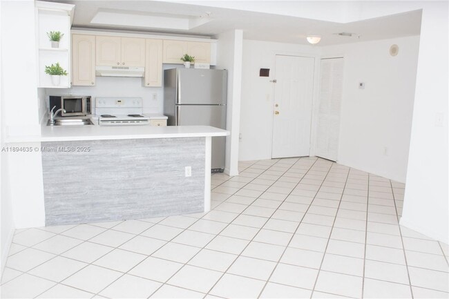 Building Photo - 3500 Coral Wy