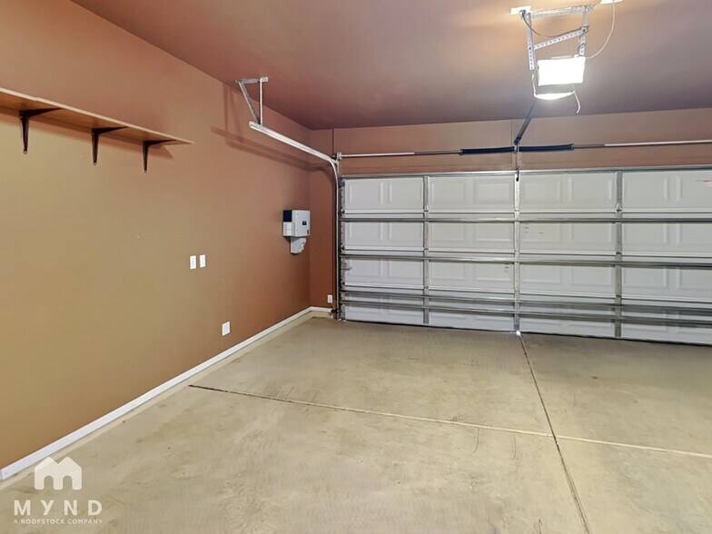 Building Photo - 10991 E Midnight Moon Ln