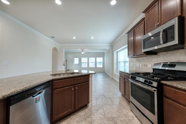 Building Photo - 10500 Crescendo Ln