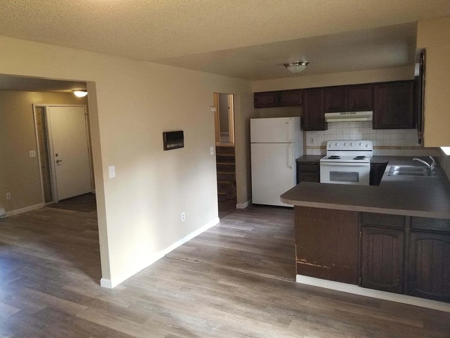 Building Photo - HANGMAN VALLEY 4 BEDROOM HOME