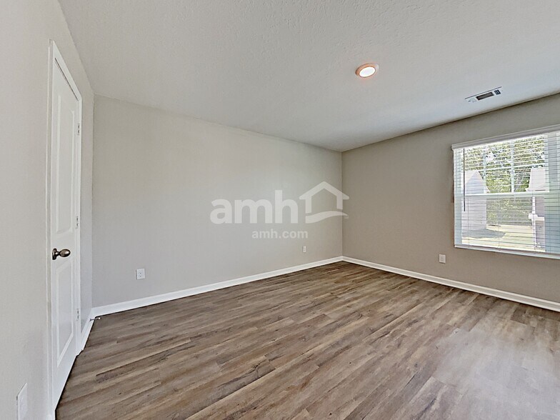 Building Photo - 3420 Ridge Hill Pkwy