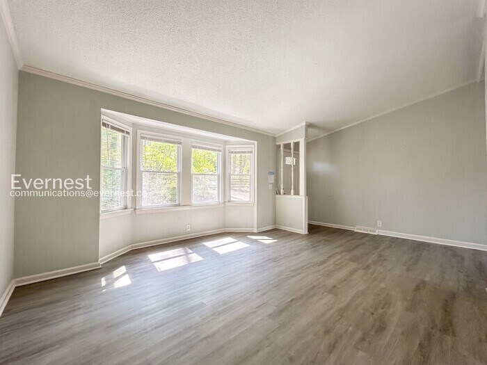 Building Photo - 1174 Alemeda Dr