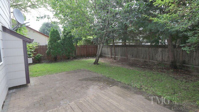 Building Photo - Beautiful 4-Bedroom Home with Custom Finishes & Thoughtful Layout